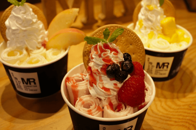「マンハッタン ロールアイス 」ザ・コートヤード岡山表町店オープン!場所はどこ?値段・メニューまとめ