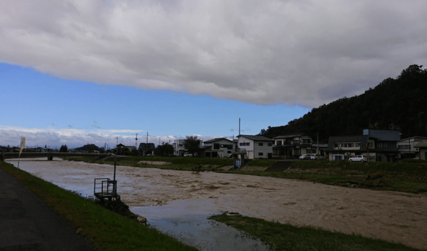 【屋代川のライブカメラ映像山形】水位や氾濫状況、対策を調査